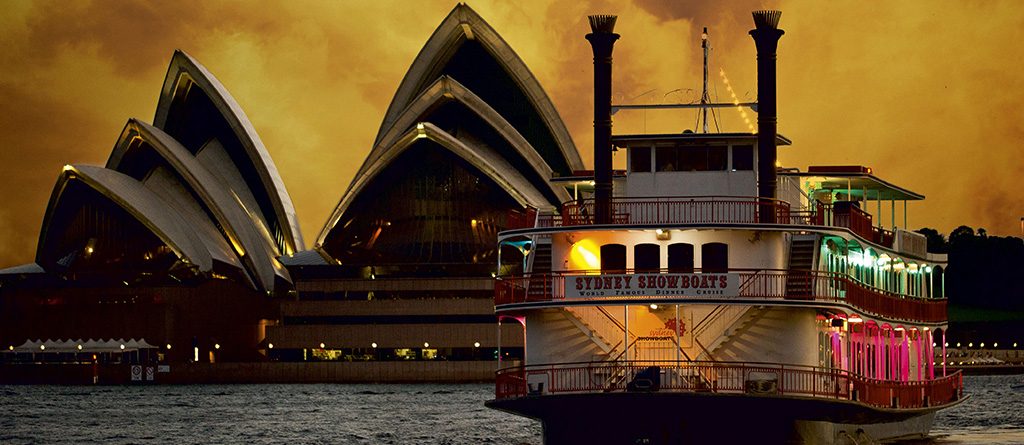 Best Dinner Cruise in Sydney Harbour - Sydney Showboats